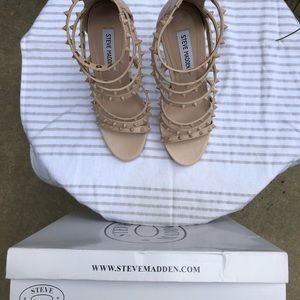 Steve Madden Blush Studded Heels